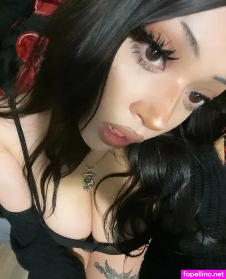 Glistenlovve OnlyFans Thumbnail #jT8VuUf6hF