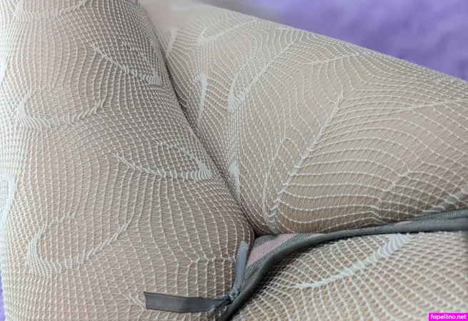 Glitchress OnlyFans Thumbnail #YG6GoO8hBN