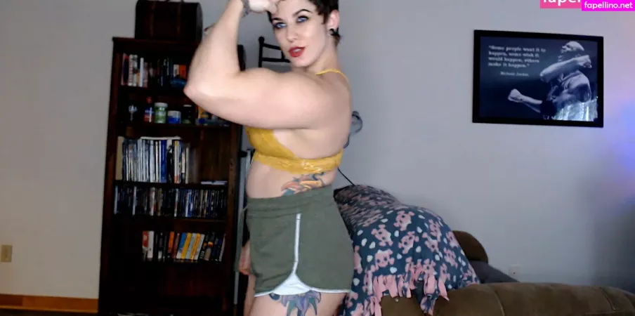 Glitter Tits OnlyFans Thumbnail #3loIEvM6xw