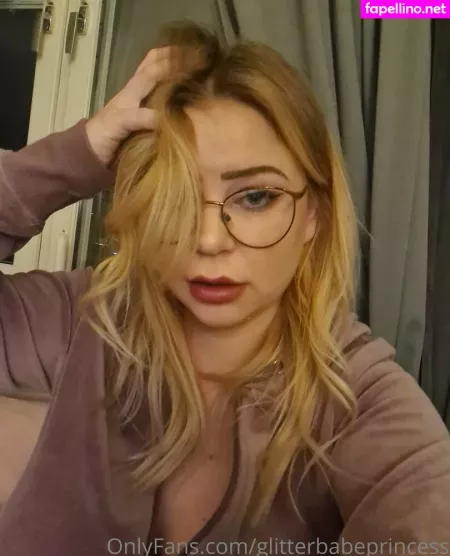 Glitterbabeprincess OnlyFans Thumbnail #0qRsD3hDuX