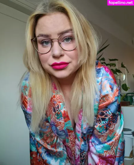 Glitterbabeprincess OnlyFans Thumbnail #7bqKcOr1hJ