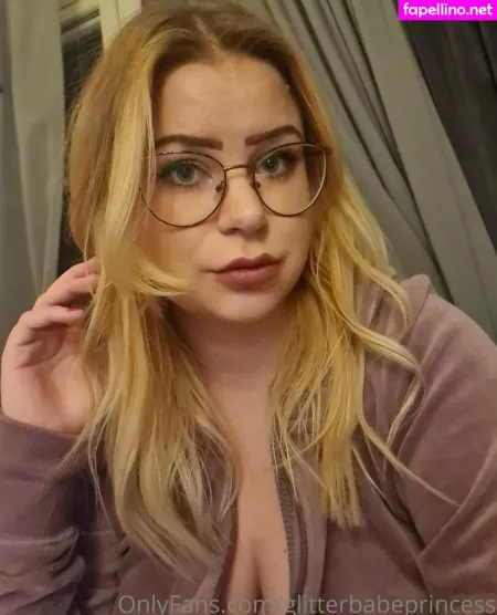 Glitterbabeprincess OnlyFans Thumbnail #H4dLgLjjQU