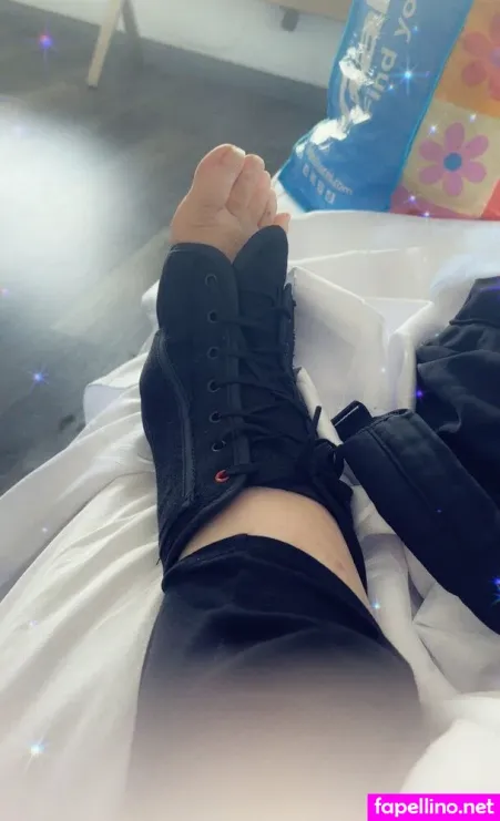 Glitterflower OnlyFans Thumbnail #f8cjzgBYjB