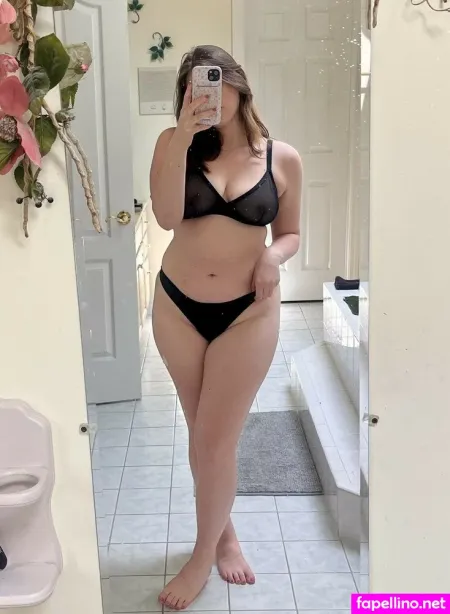 Glittergold08 OnlyFans Thumbnail #PV9Lopr80y