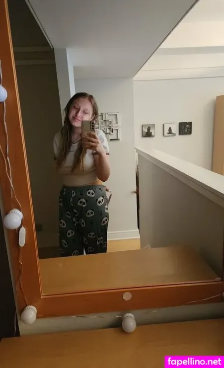 Glitternails Xox OnlyFans Thumbnail #S1tbSgLsy9