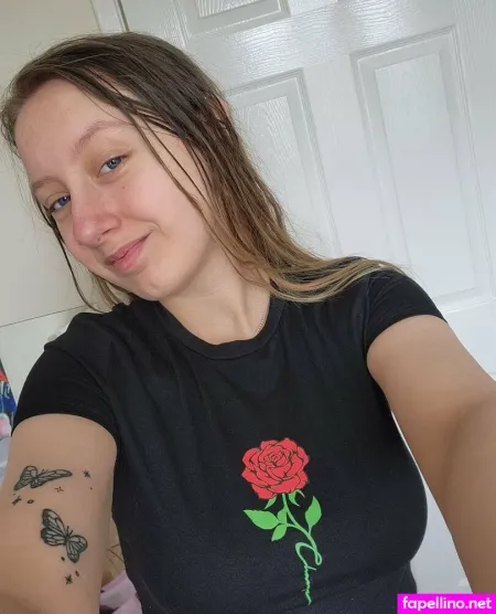 Glitternails Xox OnlyFans Thumbnail #Vdv9p8rtkM