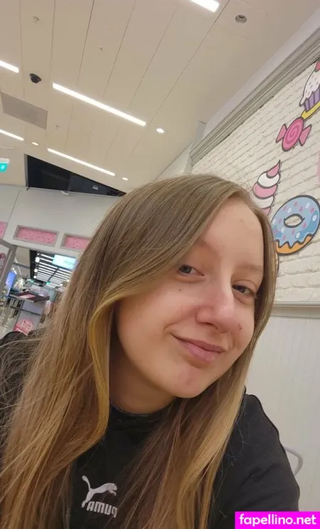 Glitternails Xox OnlyFans Thumbnail #lB5wkgJPpc