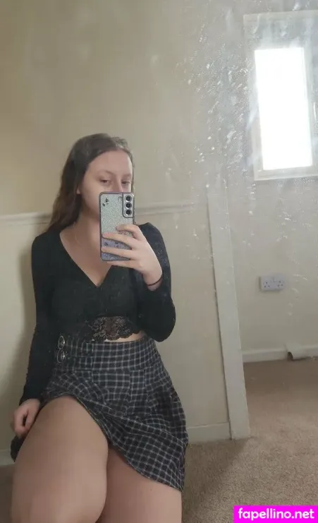 Glitternails Xox OnlyFans Thumbnail #ygHVZHrkS7