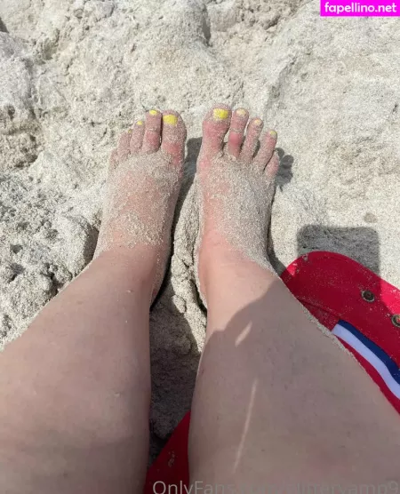 Glittervamp9 OnlyFans Thumbnail #GgyWNLxToj