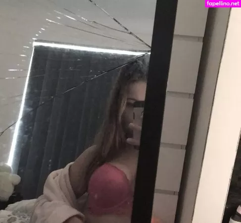 Glitterxkittenx OnlyFans Thumbnail #ibl45adbPu