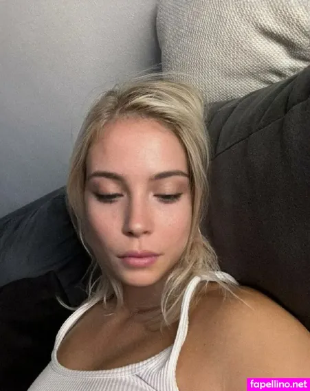 Glitterygrace19 OnlyFans Thumbnail #Q34thlLQv9