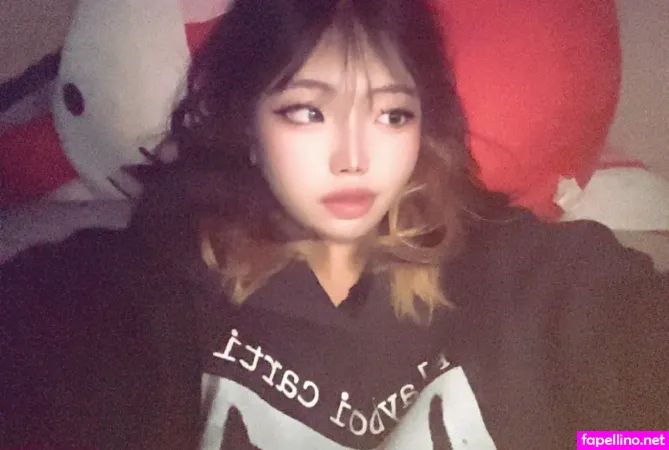 Glockinmyrarixd OnlyFans Thumbnail #dQn9Syj2JA