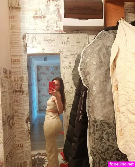 Glommy OnlyFans Thumbnail #69QtmdexET