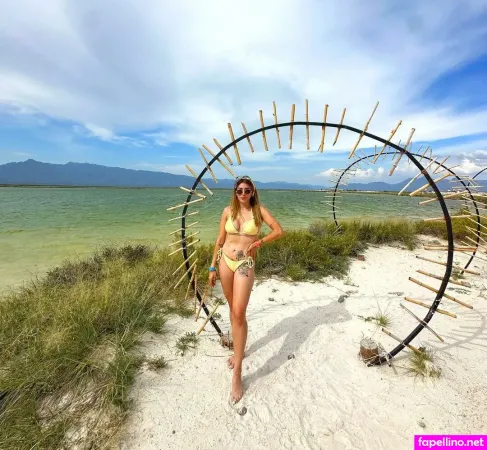 Gloomy Friend 2 OnlyFans Thumbnail #TEEMrAnj4I