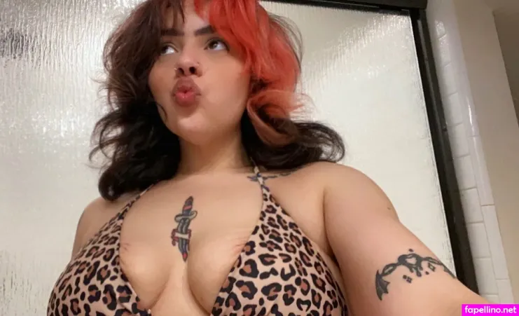 Gloomybbyy OnlyFans Thumbnail #e5U5qP6DUz
