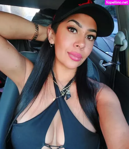 Gloria Gonzalez OnlyFans Thumbnail #BjOzWybYFM