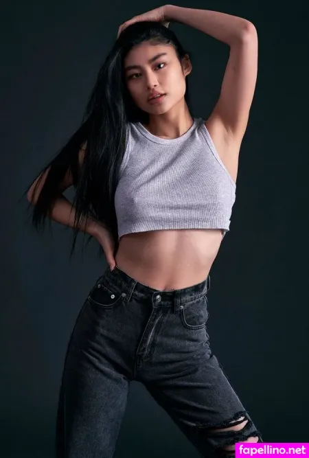 Gloria Tang OnlyFans Thumbnail #0BjMSTu9zD