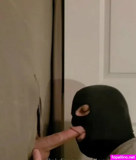 Gloryholefun1 OnlyFans Thumbnail #BM1eRpIkGr