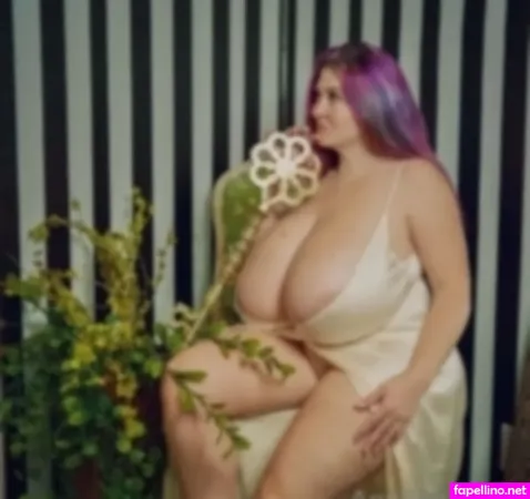 Gloryholeswallow 8 OnlyFans Thumbnail #P7fNHJcwiP