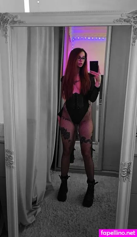 Glossyfoxy OnlyFans Thumbnail #DapviVgipX