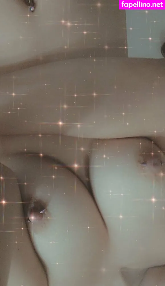 glow_sticksss, glowsticksss Nude Leaked OnlyFans Photo #0EVkyFVCXz