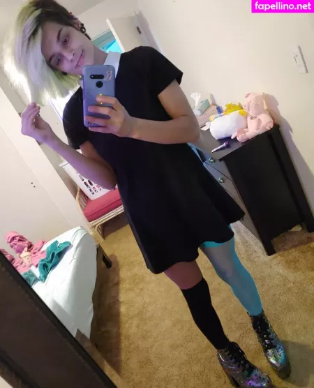 Glowyhole OnlyFans Thumbnail #DUIRy6wPdt