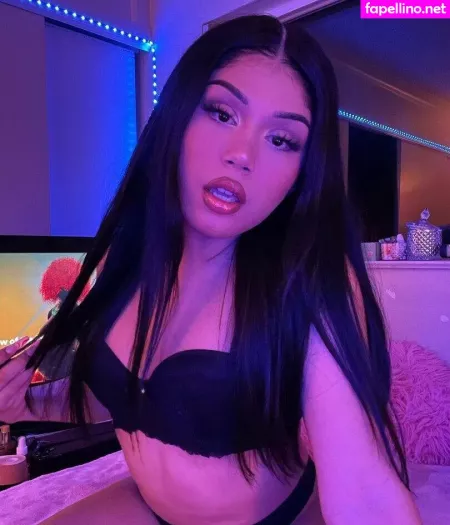 Glxellexxx OnlyFans Thumbnail #QeNNh2v0iQ