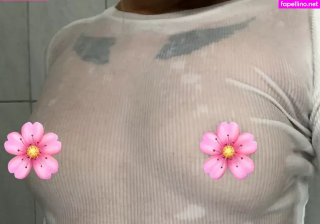 Glxriq OnlyFans Thumbnail #8TM9t6PcKN