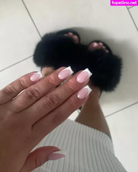 Glxriqfree OnlyFans Thumbnail #cCKf6zcZfe