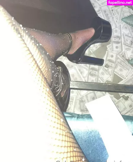 Glxriqfree OnlyFans Thumbnail #gDKFBkGp1E