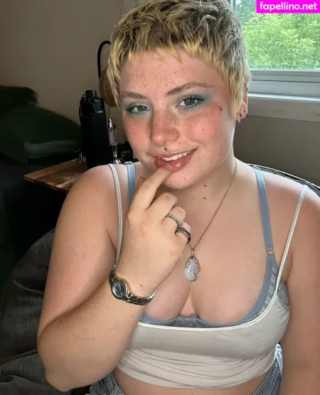 Goblinqueenfree OnlyFans Thumbnail #qNnEp8iuXT