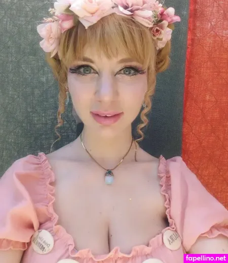 Goddess Aura OnlyFans Thumbnail #QQzoQnWh2L