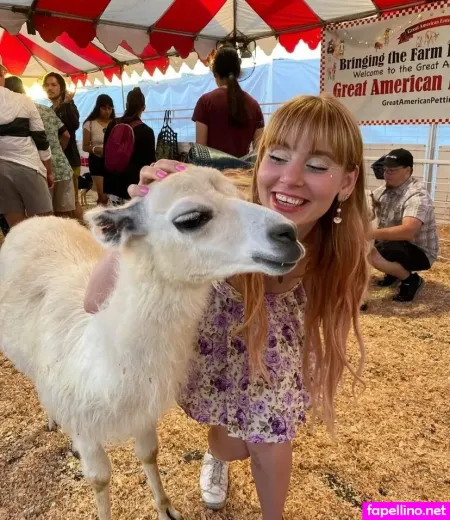 Goddess Aura OnlyFans Thumbnail #QdvfPhseey