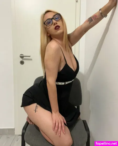 Goddess Blaze OnlyFans Thumbnail #Ey3iAKAs5l