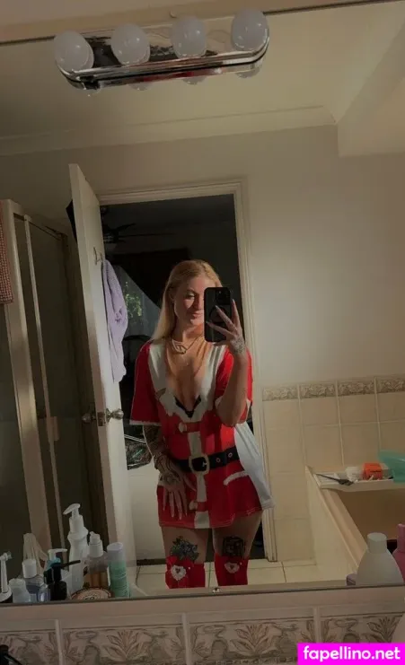 Goddess Isolde OnlyFans Thumbnail #dDMcGxU0yM