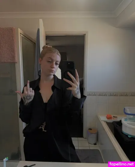 Goddess Isolde OnlyFans Thumbnail #kxFqc8r96H