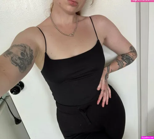 Goddess Isolde OnlyFans Thumbnail #qFmUHaqal5