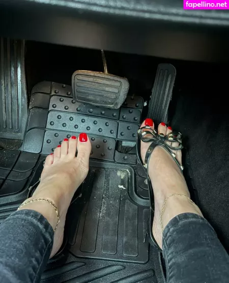 Goddess Kara OnlyFans Thumbnail #XrStXywCGO