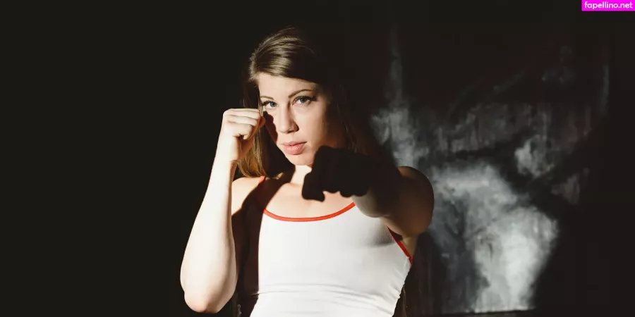 Goddess Lara OnlyFans Thumbnail #PINQs82sSF