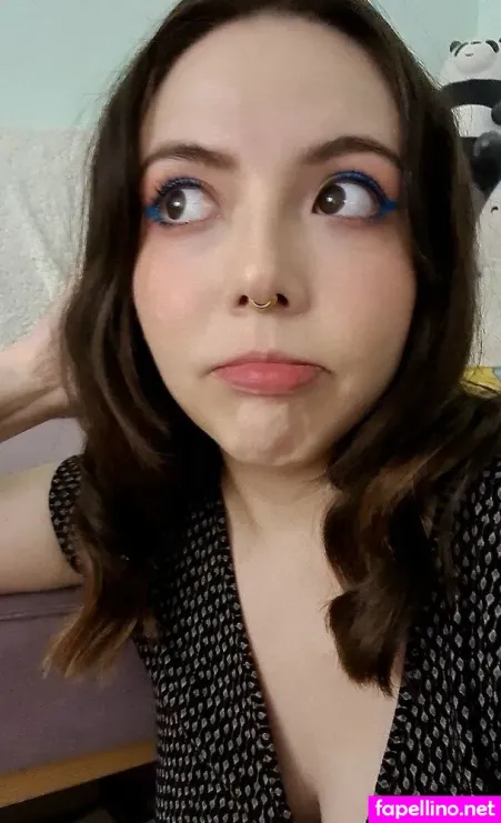 Goddess Mell OnlyFans Thumbnail #2rI26YSEb2