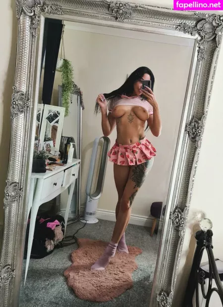 Goddess Nikita OnlyFans Thumbnail #sZmFOuLLnJ