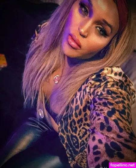 Goddess Oliviatwist OnlyFans Thumbnail #YwVs1rqdfR