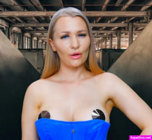 Goddess Poison OnlyFans Thumbnail #SVkrpLjlxZ