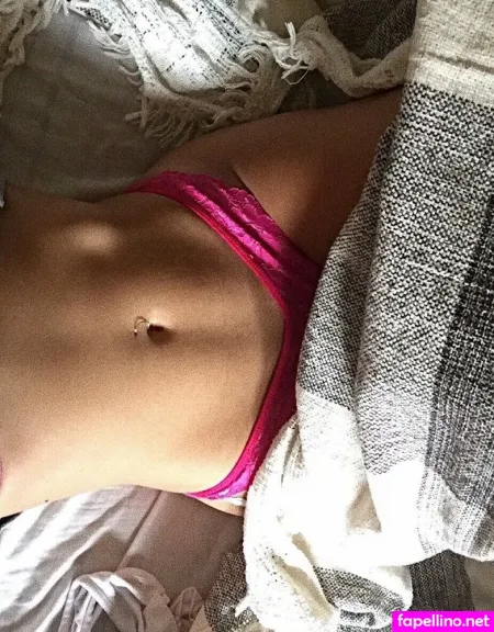 Goddess Sarax OnlyFans Thumbnail #IO2W0T0D5A