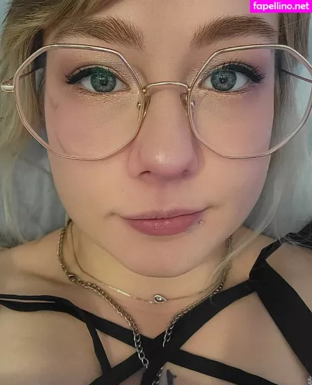 Goddess Syrein OnlyFans Thumbnail #qL75oN2EPE