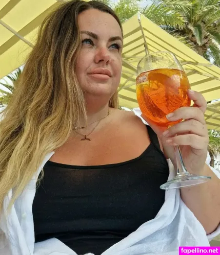 Goddess Totalia OnlyFans Thumbnail #x4XvTMQQmH