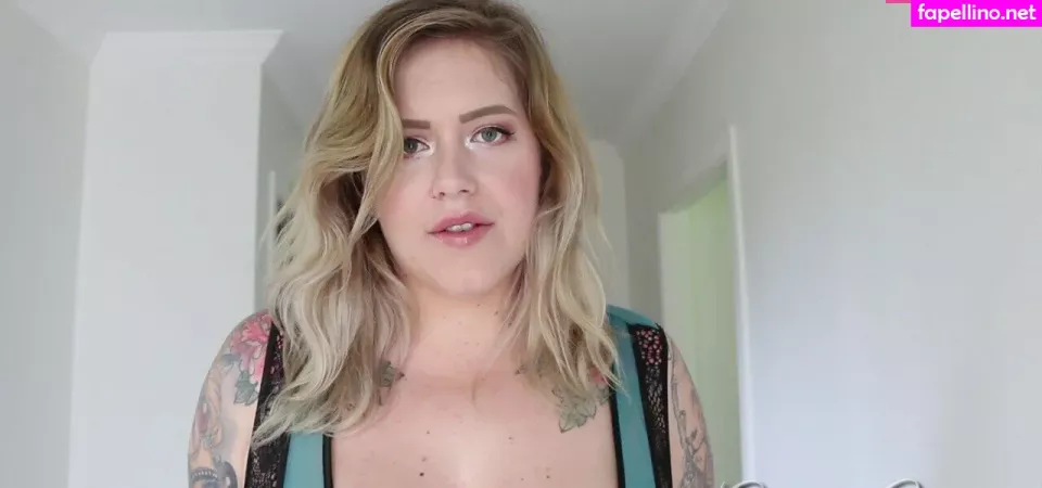 Goddess Victoria OnlyFans Thumbnail #z4e4FmAZcG