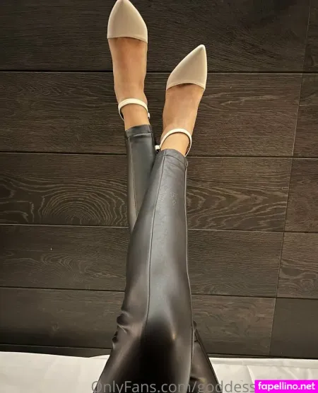 Goddess1victoria OnlyFans Thumbnail #AX8Fq8uXxF