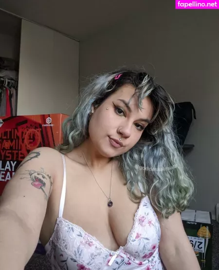 Goddessalexa18 OnlyFans Thumbnail #Cmb7wXOUQ1