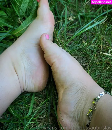 Goddessaubrislav OnlyFans Thumbnail #5Yj2Z4RsE3